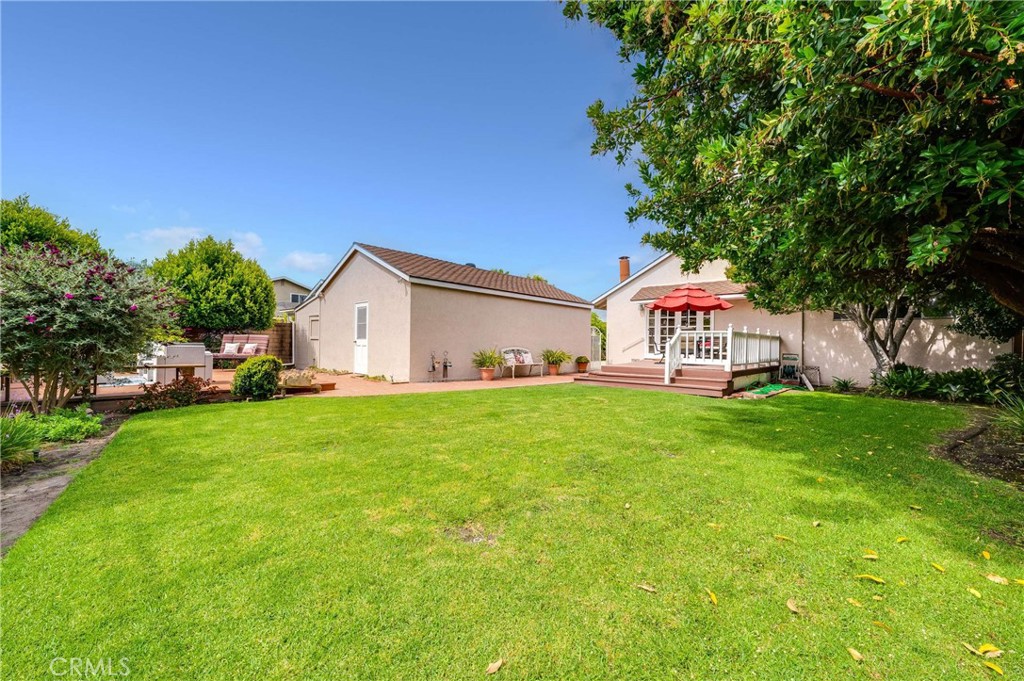 4432 Stanbridge Property Photo 32