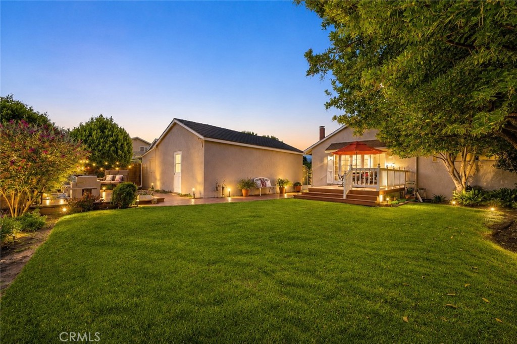 4432 Stanbridge Property Photo 33