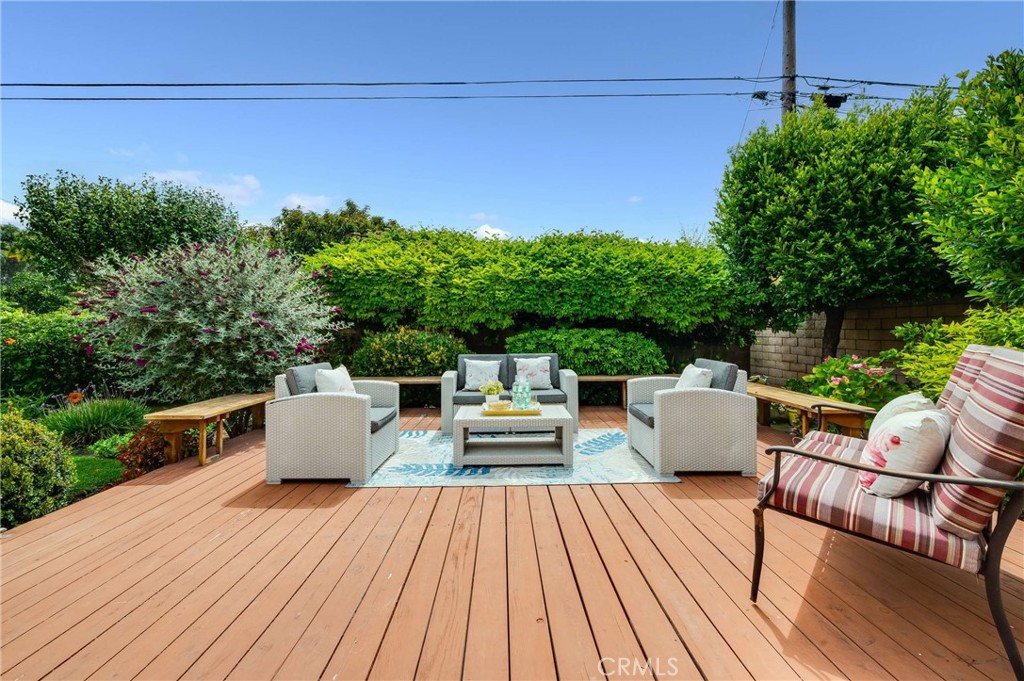 4432 Stanbridge Property Photo 34