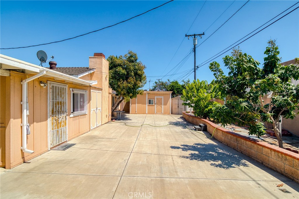 6862 Sowell Ave Property Photo 14