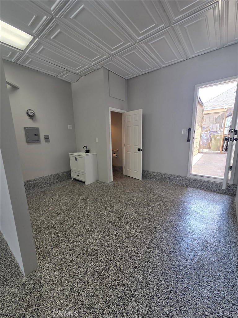 1816 E 4th Street Property Photo 5