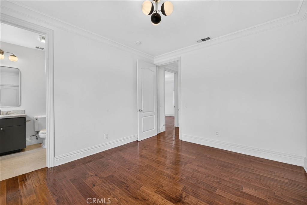 515 N Crescent Heights Property Photo 43