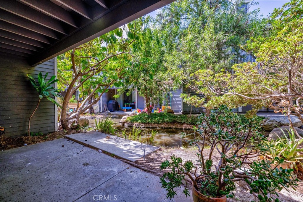 25269 Pine Creek Lane Property Photo 36