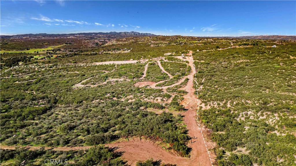 1910 Tierra Del Sol Road Property Photo 24