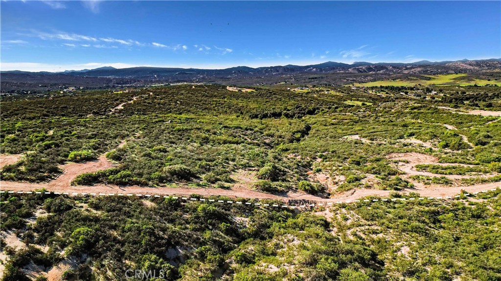 1910 Tierra Del Sol Road Property Photo 25