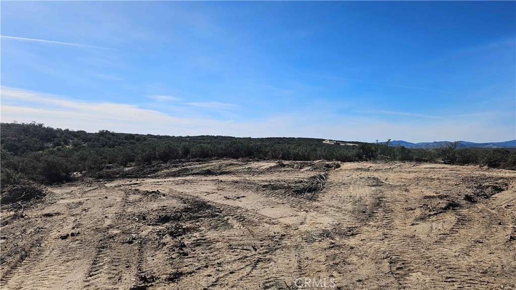 1910 Tierra Del Sol Road Property Photo 36