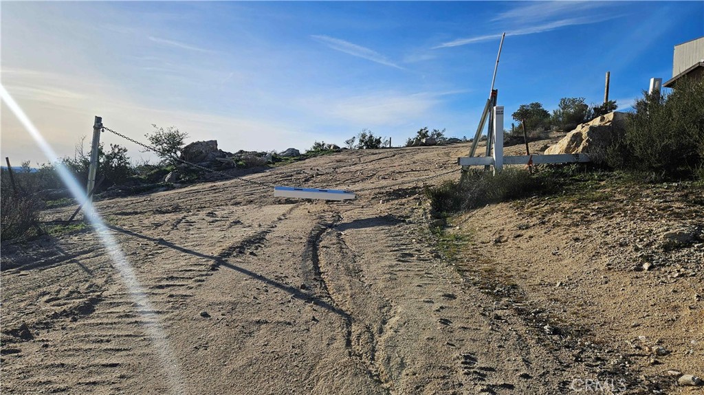 1910 Tierra Del Sol Road Property Photo 39