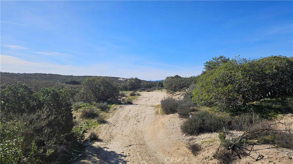 1910 Tierra Del Sol Road Property Photo 47