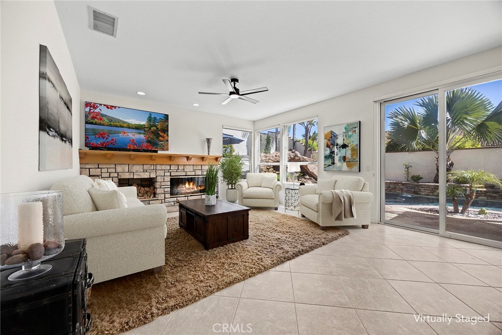 20370 Via Sanlucar Property Photo 3