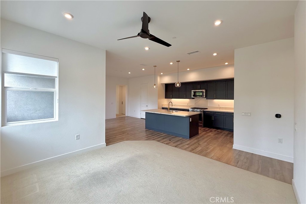 1130 S Urbana Property Photo 12