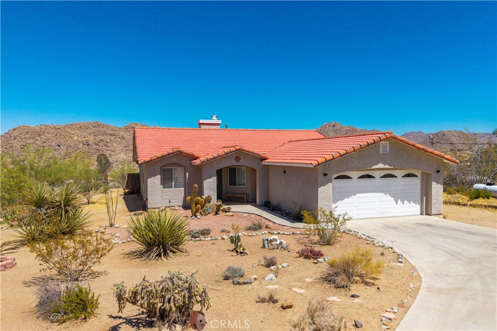 7381 Sunset Road Property Photo 1