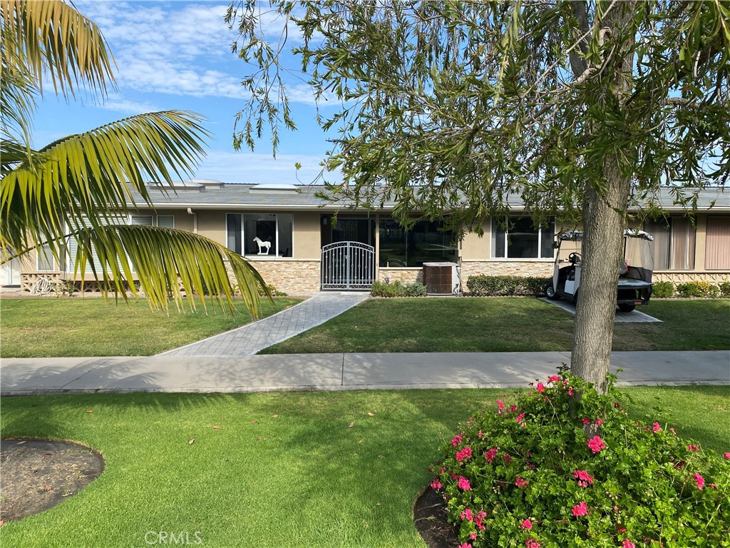 1701 Tam Oshanter Rd M12-11D Property Photo 1