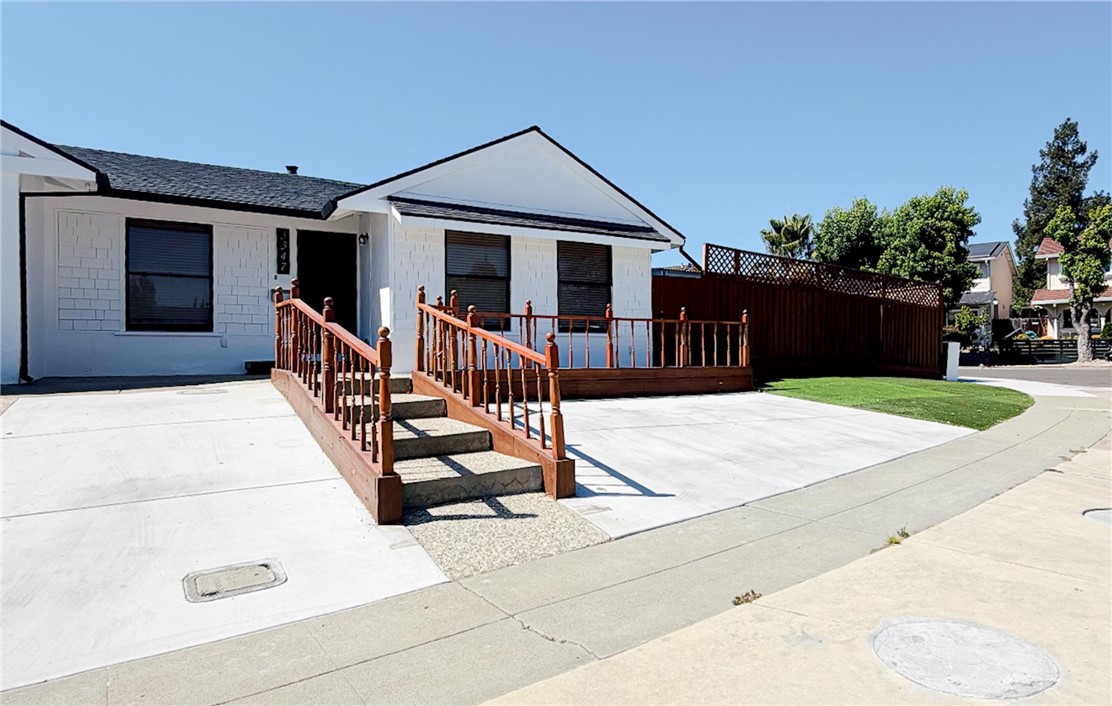 3347 Prado Property Photo 1