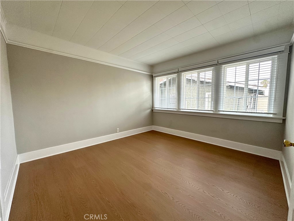 4656 Oakwood Ave Property Photo 7