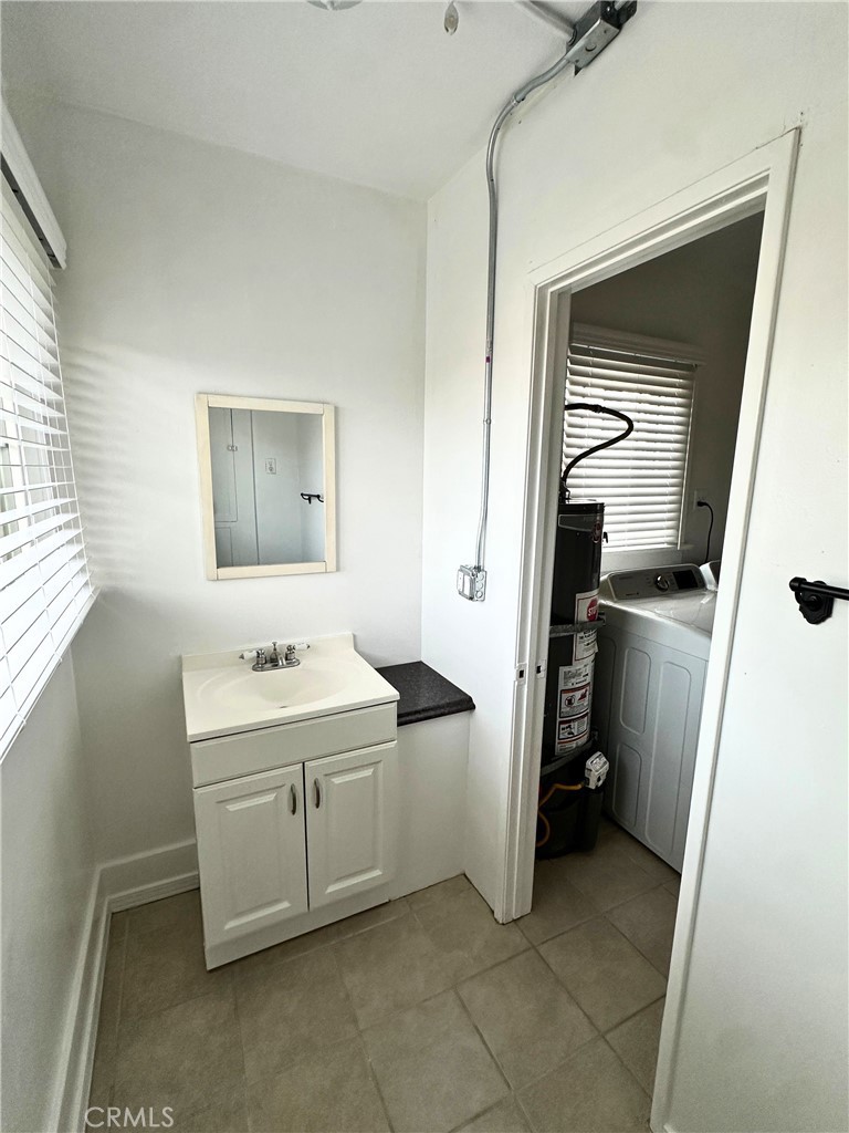 4656 Oakwood Ave Property Photo 11