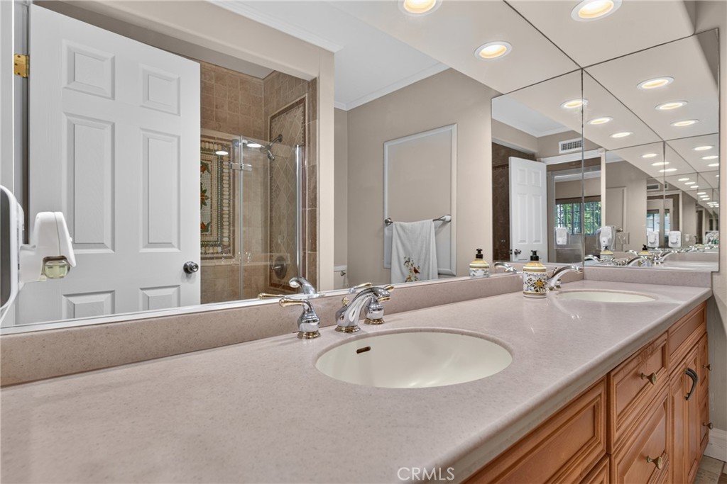 2740 Cardinal Drive Property Photo 45