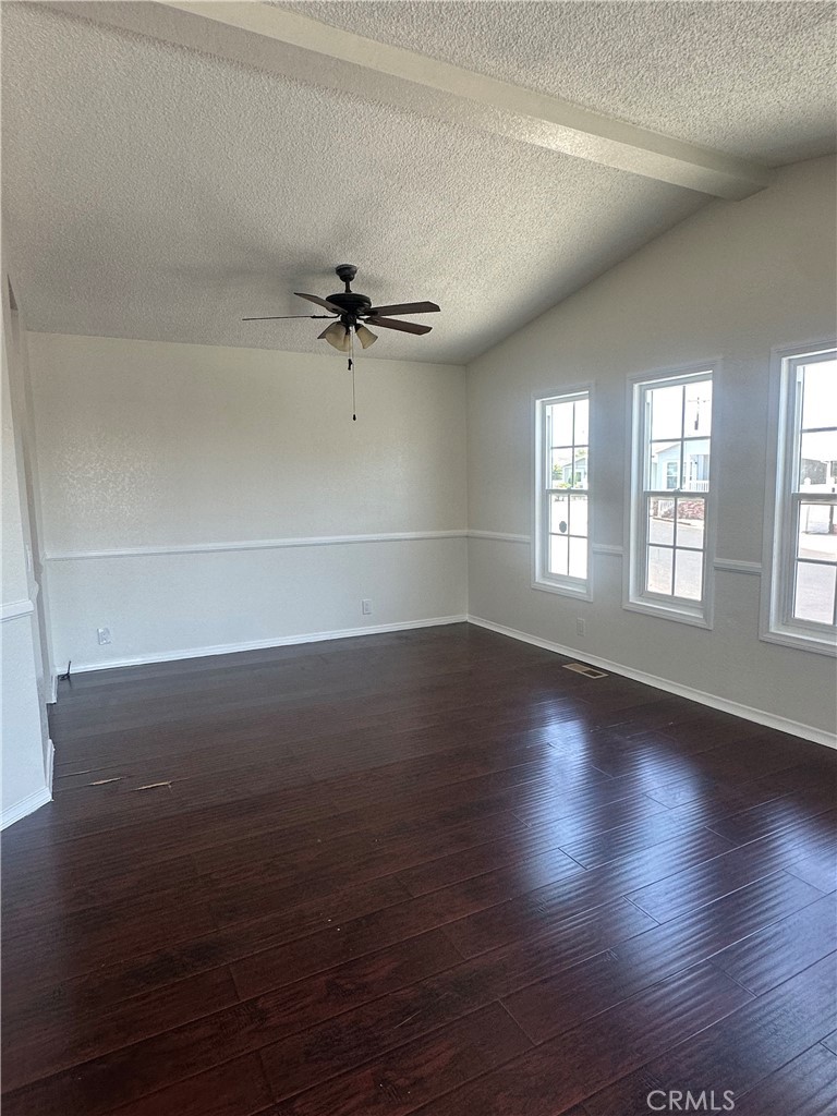 7142 Orangethorpe Property Photo 6