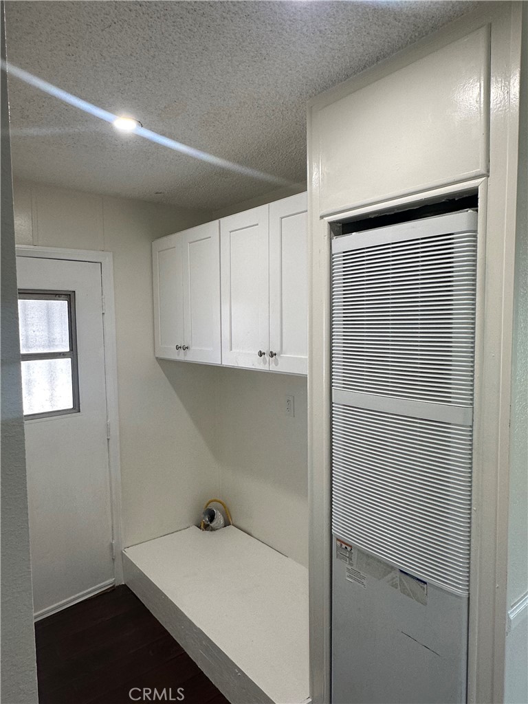 7142 Orangethorpe Property Photo 16