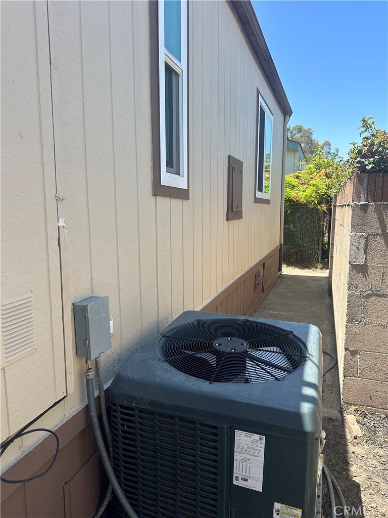 7142 Orangethorpe Property Photo 17