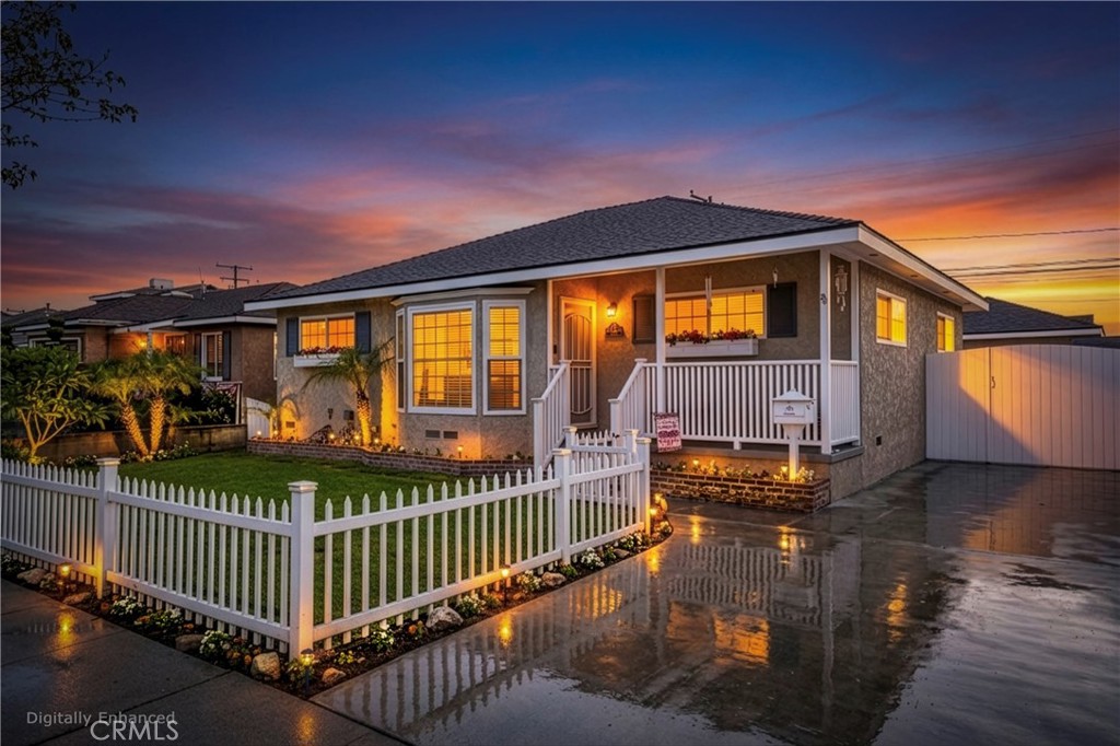 4647 Monogram Property Photo 1