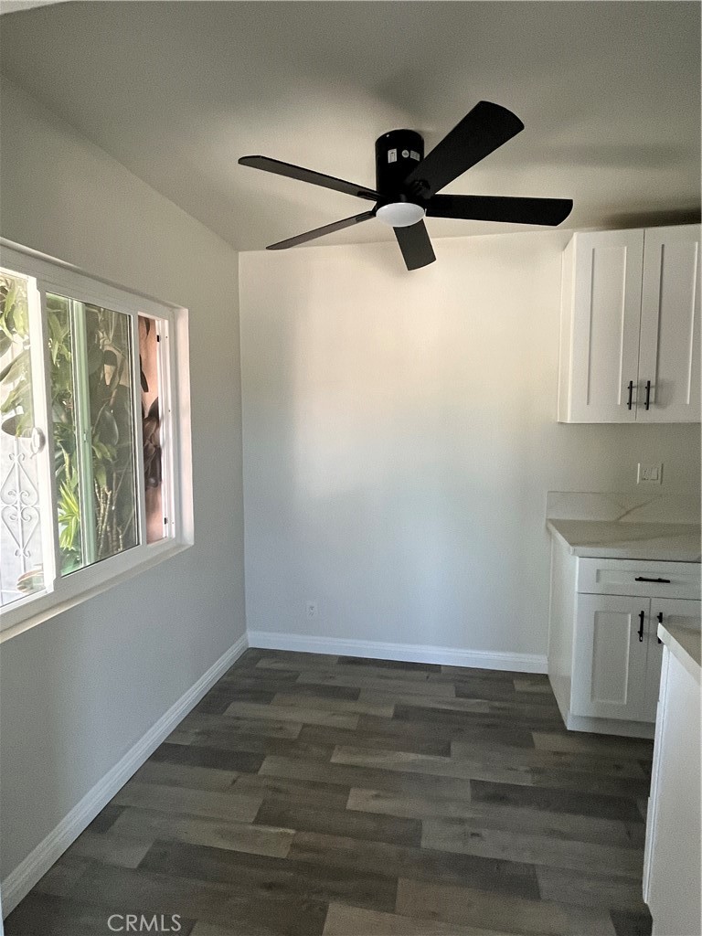 703 W Anaheim Property Photo 5