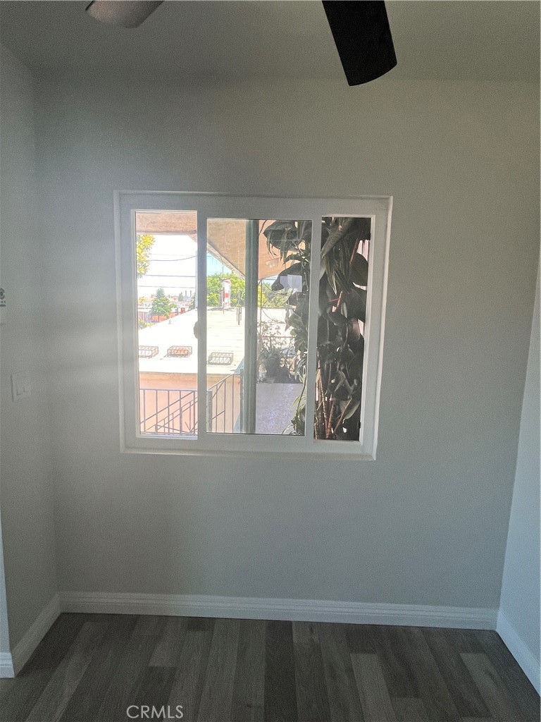 703 W Anaheim Property Photo 6