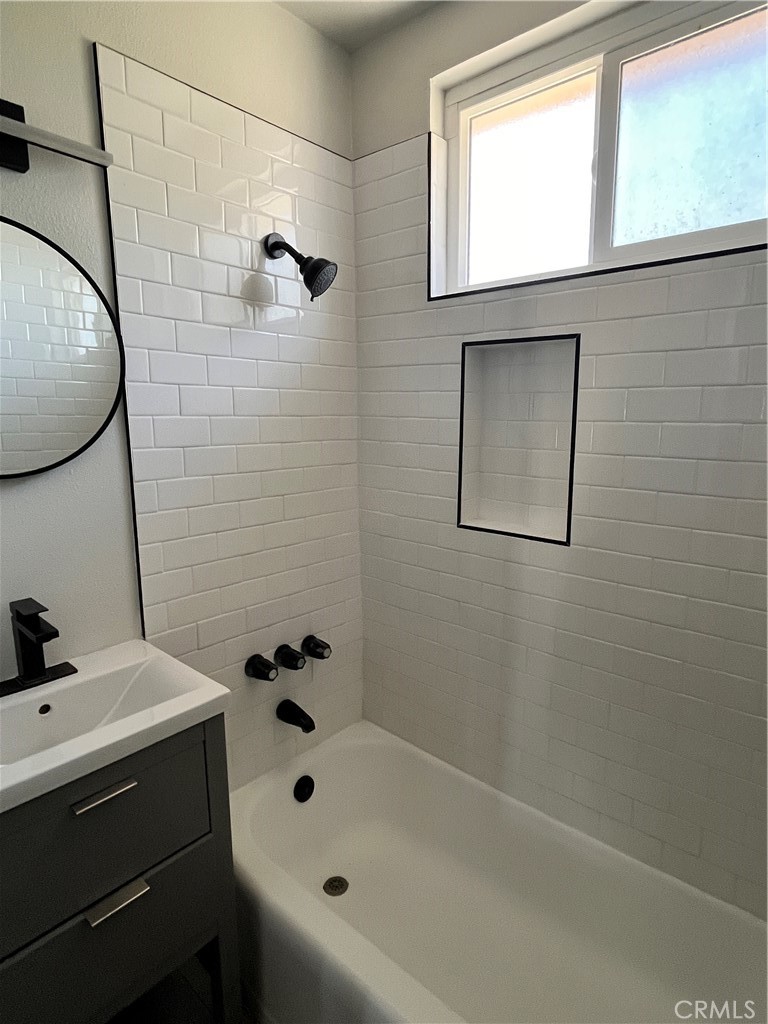 703 W Anaheim Property Photo 12