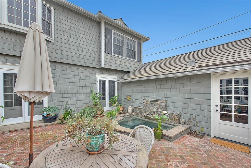 5590 E The Toledo Property Photo 15