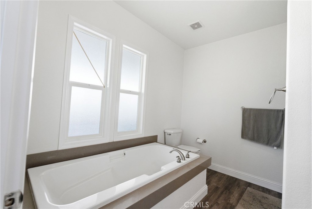 2139 E 4th Street Space 85 Property Photo 19