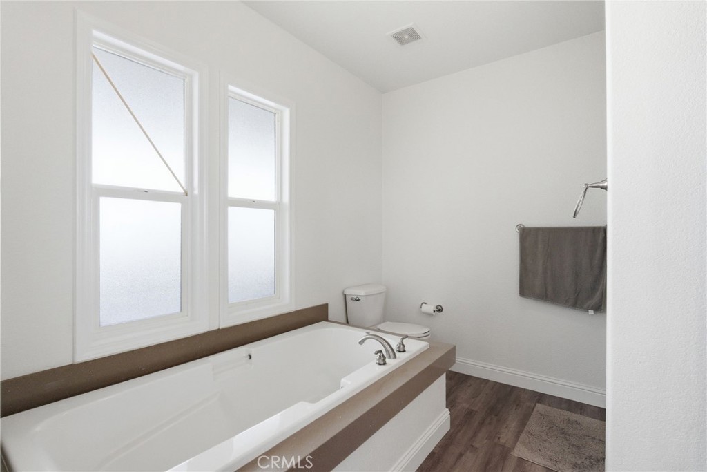 2139 E 4th Street Space 85 Property Photo 24