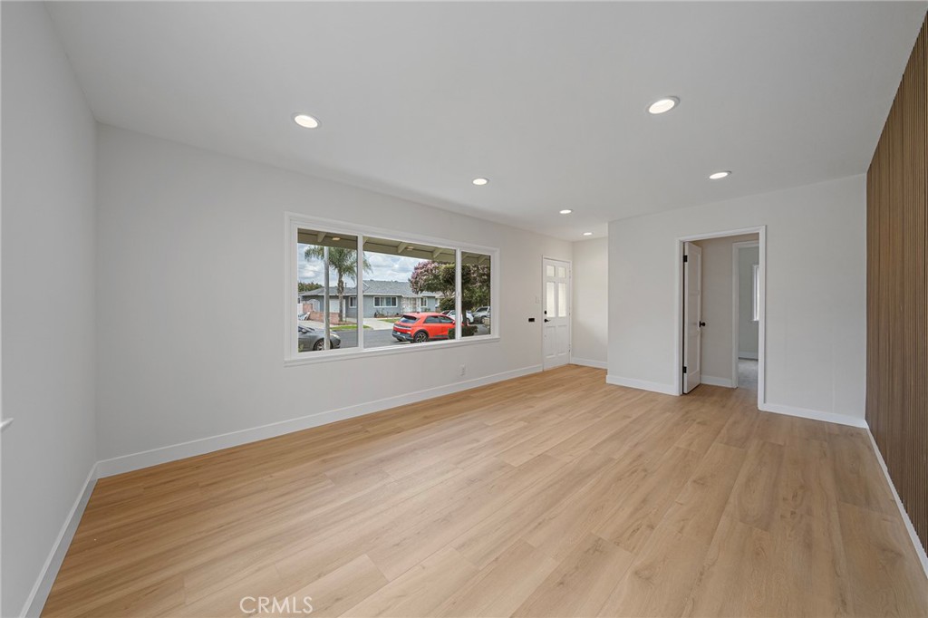 4508 Deland Property Photo 8