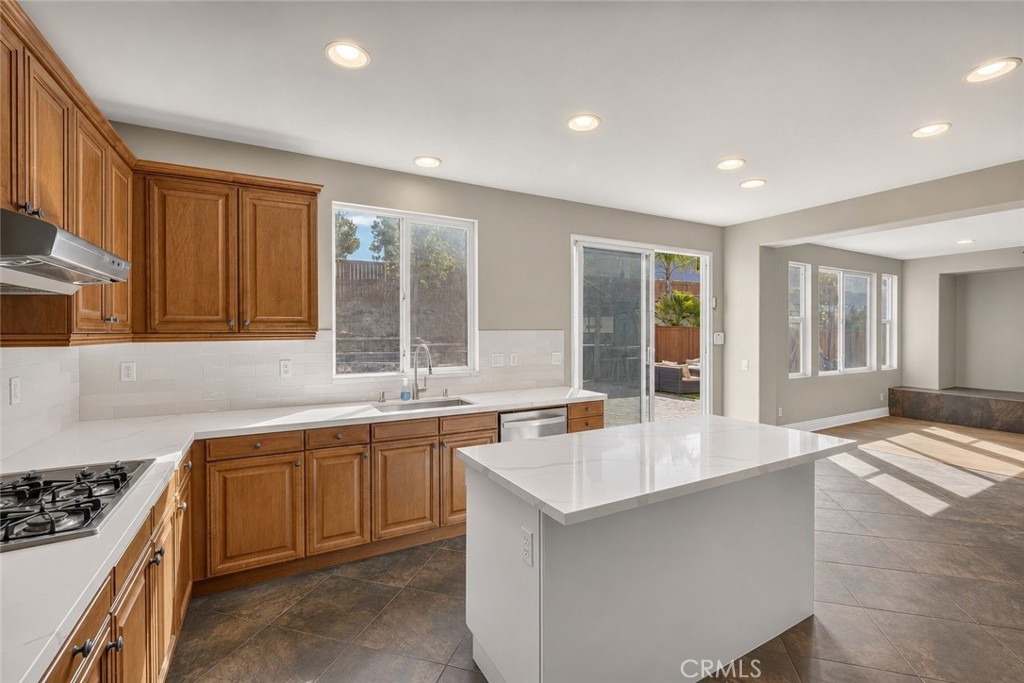 45084 Vine Cliff Property Photo 14