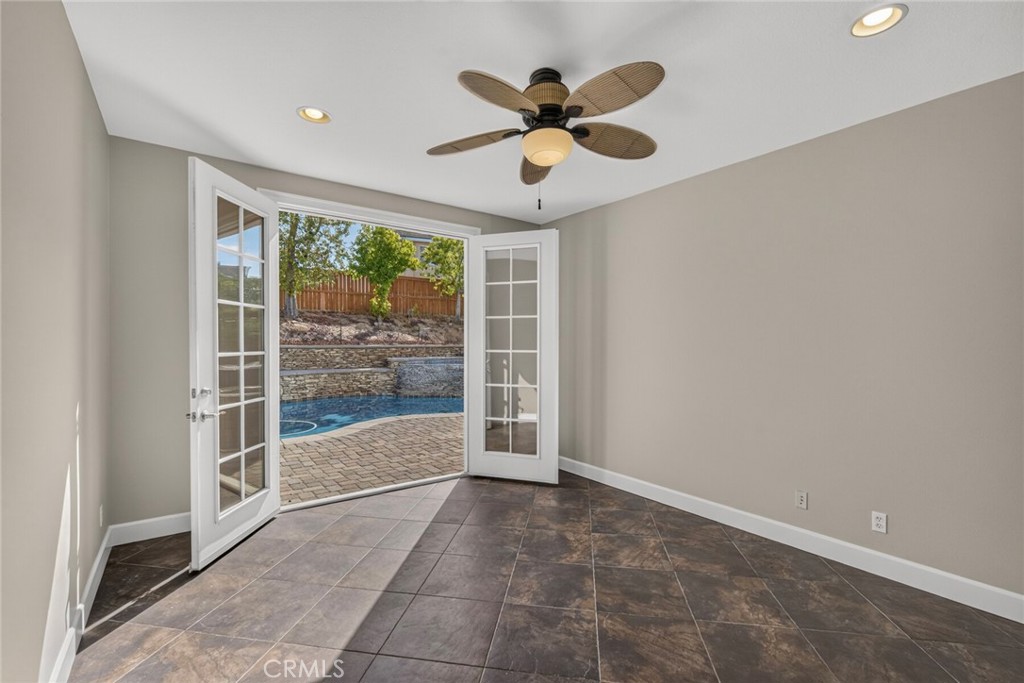 45084 Vine Cliff Property Photo 19