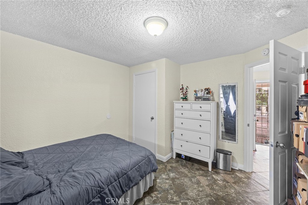 2554 N State Property Photo 22