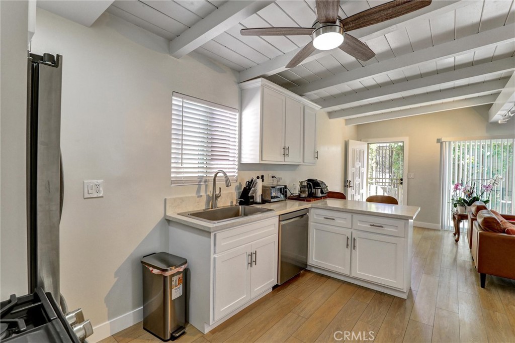 5315 Inglewood Blvd Property Photo 11