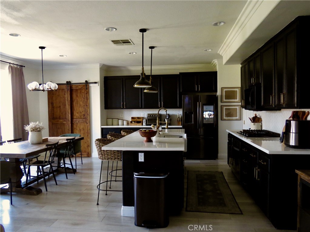 13140 Monrovia Property Photo 2