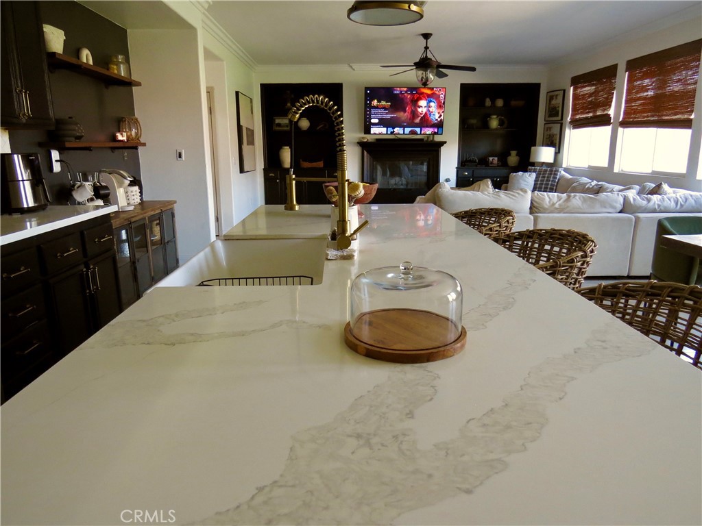 13140 Monrovia Property Photo 6