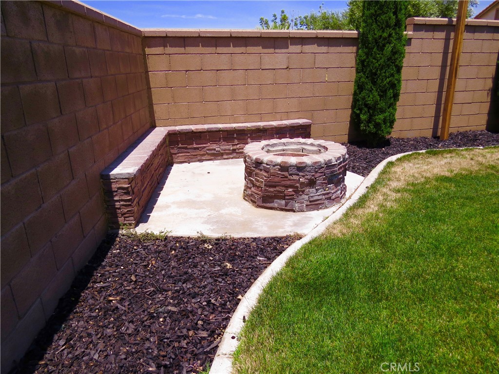 13140 Monrovia Property Photo 27