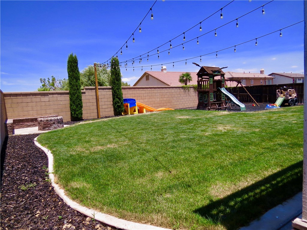 13140 Monrovia Property Photo 28