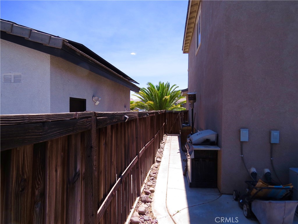 13140 Monrovia Property Photo 31