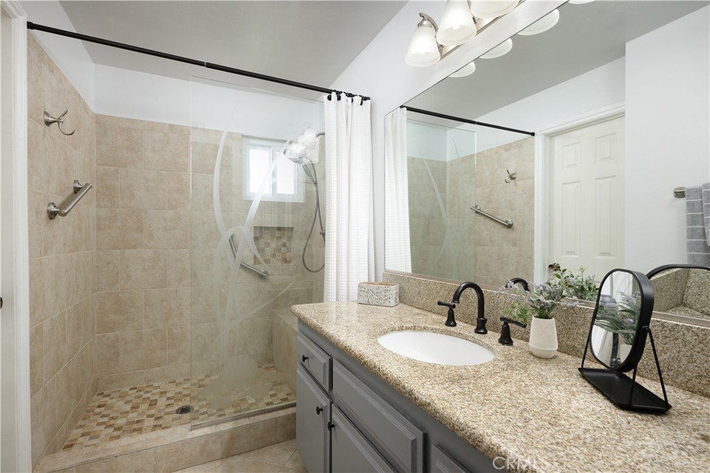 4682 Warner C110 Property Photo 15