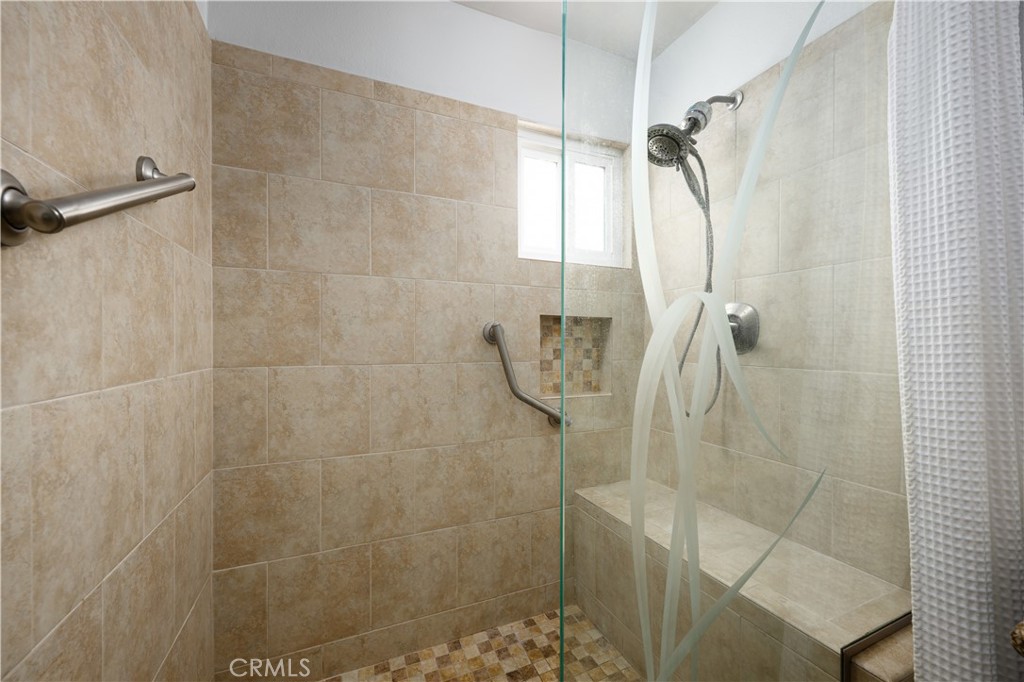 4682 Warner C110 Property Photo 16