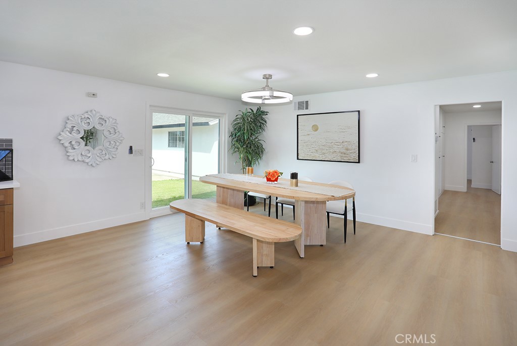 11052 Faye Avenue Property Photo 11