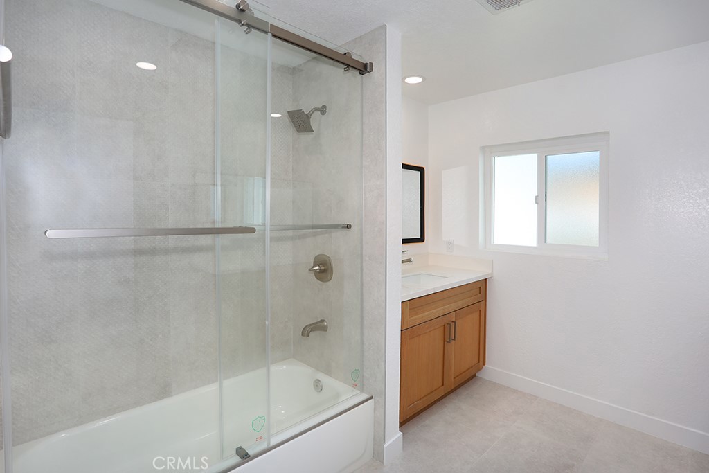 11052 Faye Avenue Property Photo 15
