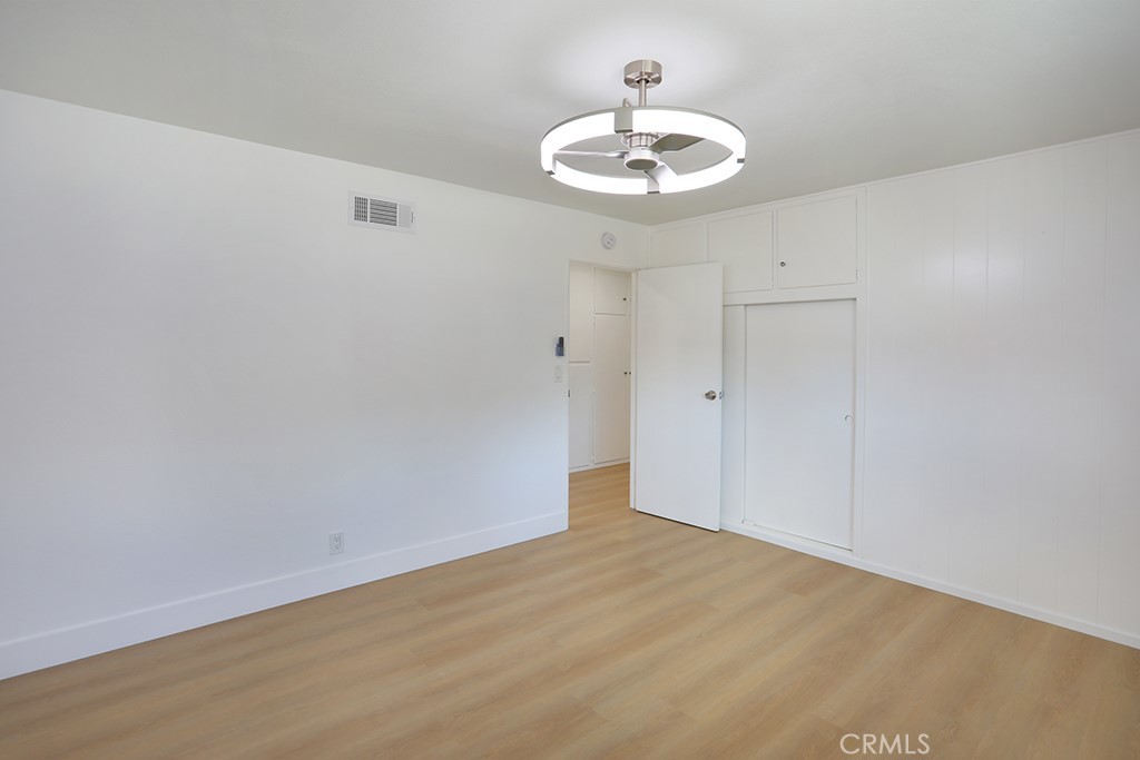 11052 Faye Avenue Property Photo 19