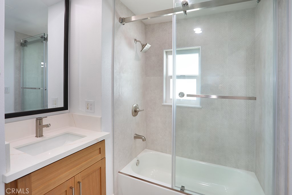 11052 Faye Avenue Property Photo 23
