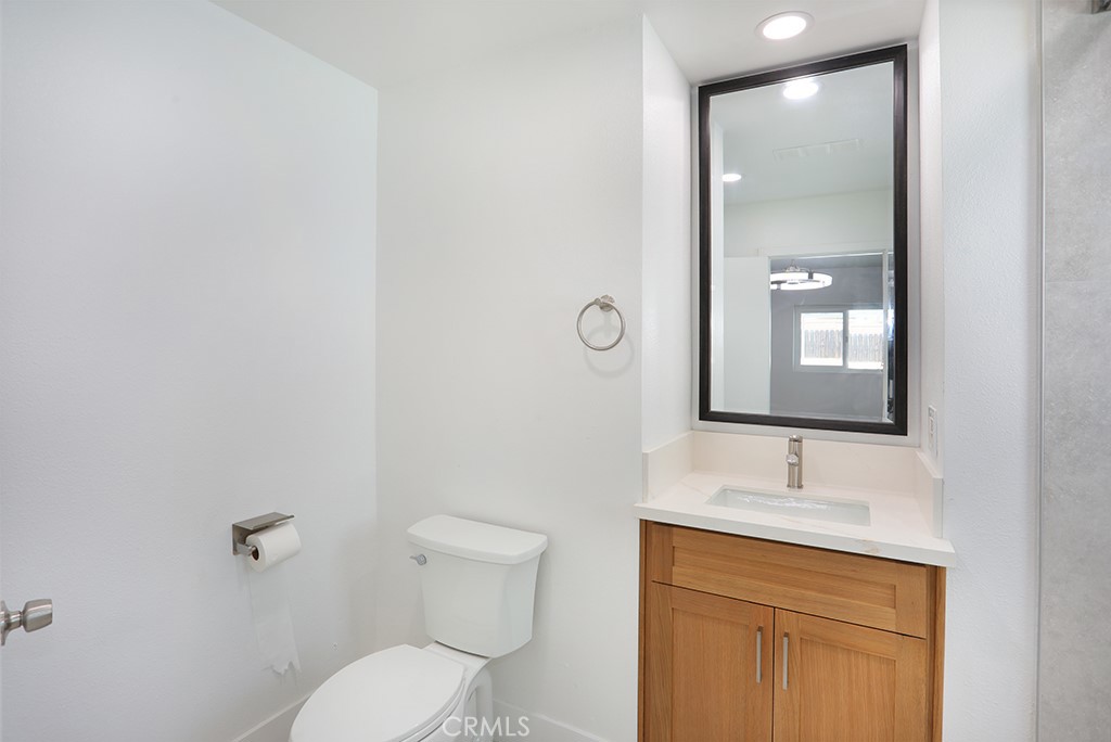 11052 Faye Avenue Property Photo 24
