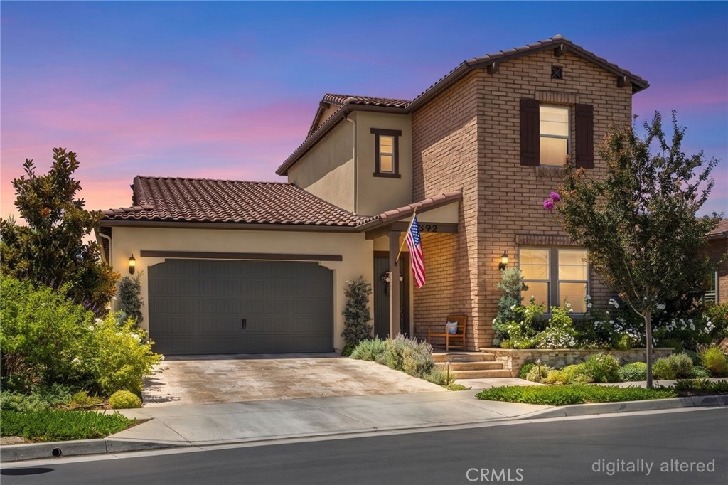 3692 Glorietta Place Property Photo 1