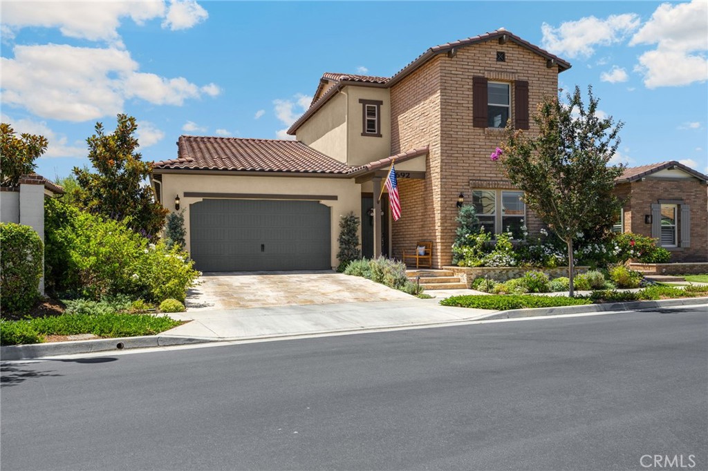 3692 Glorietta Place Property Photo 2