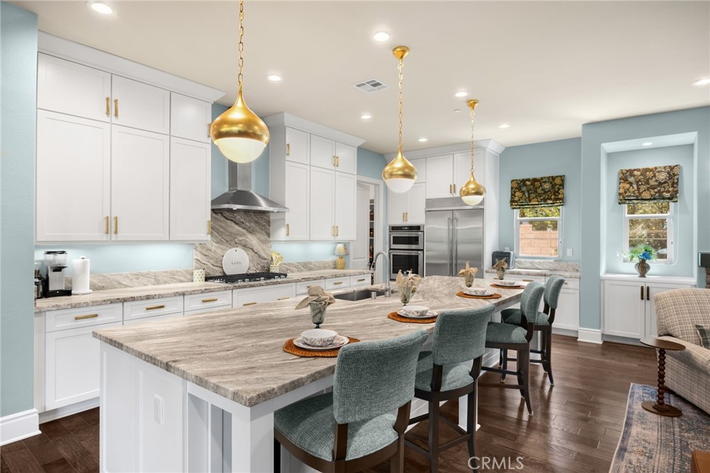 3692 Glorietta Place Property Photo 3